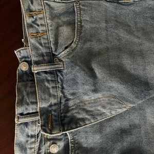 wide leg/ mom jeans